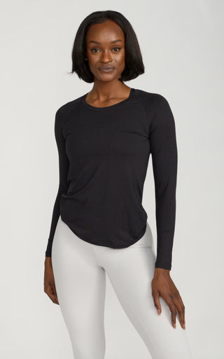 Women's Long Sleeve Lux-Tech Shirt in Black