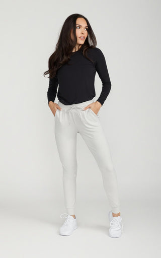 Everyday Comfort Jogger 27" Mid-Rise in Glacier Gray