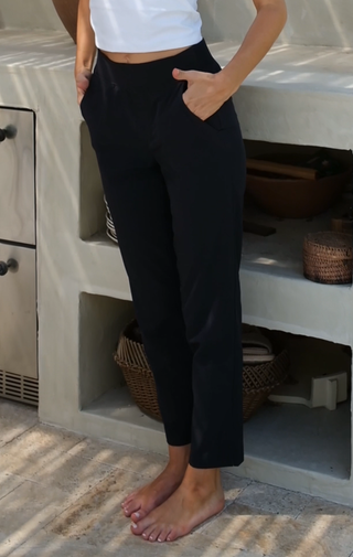 Aero Wave High-Rise Pant 26" - Black