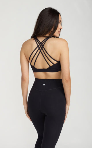 Elan Sports Bra in Black