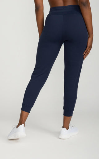 The Movement Jogger 26" in Mood Indigo