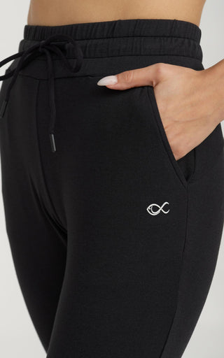 Everyday Comfort High-Rise Jogger - Black