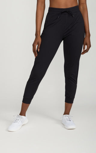 The Movement Jogger 26" in Black