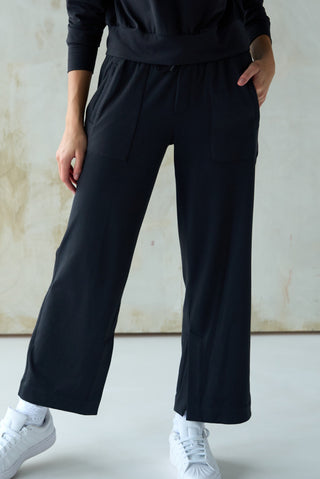 Marlow Wide-Leg Jogger - Black