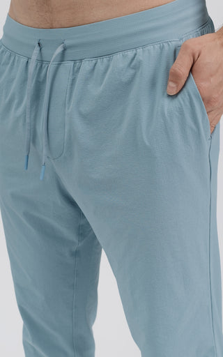 Endeavor Performance Jogger - Blue Ashley