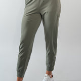 The Movement Jogger 26" in Castor Gray