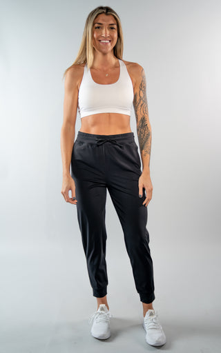 The Movement Jogger 26" in Black